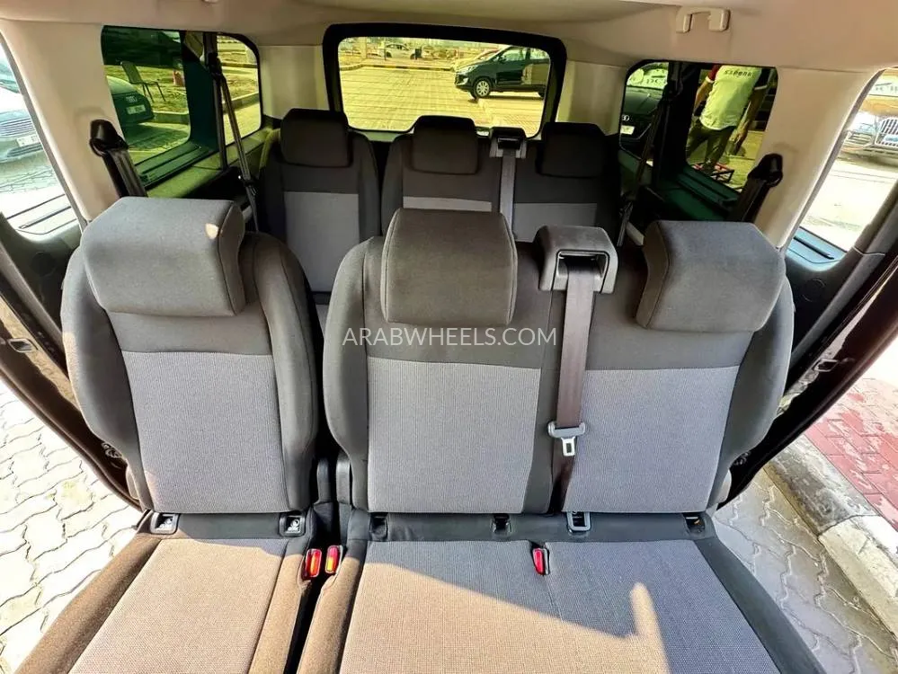 Opel Zafira 2022 for Sale in Sharjah Image-17