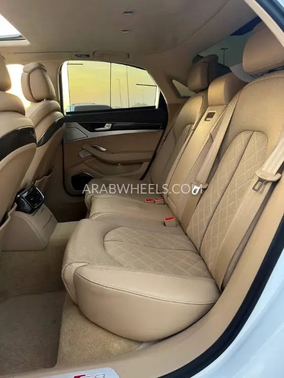 Audi S8 2014 for Sale in Abu Dhabi Image-6