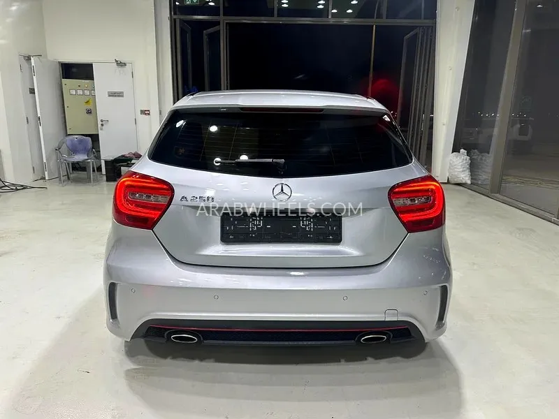 مرسيدس بنز كلاس A 2015 for Sale in أبو ظبي Image-4