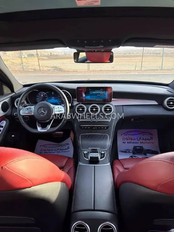 مرسيدس بنز كلاس C 2019 for Sale in أبو ظبي Image-7