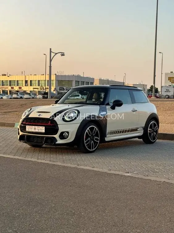 ميني كوبر 2020 for Sale in أبو ظبي Image-7