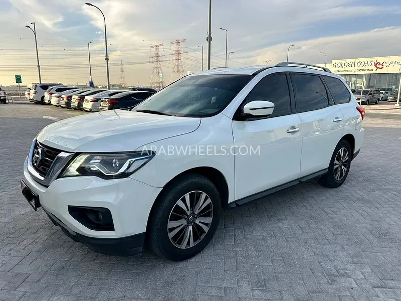 Nissan Pathfinder 2018 for Sale in Abu Dhabi Image-6