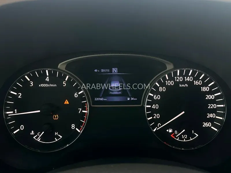 Nissan Pathfinder 2018 for Sale in Abu Dhabi Image-7