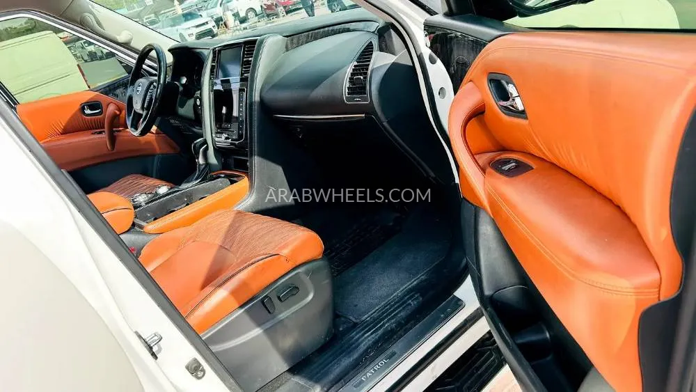 Nissan Patrol 2020 for Sale in Sharjah Image-16