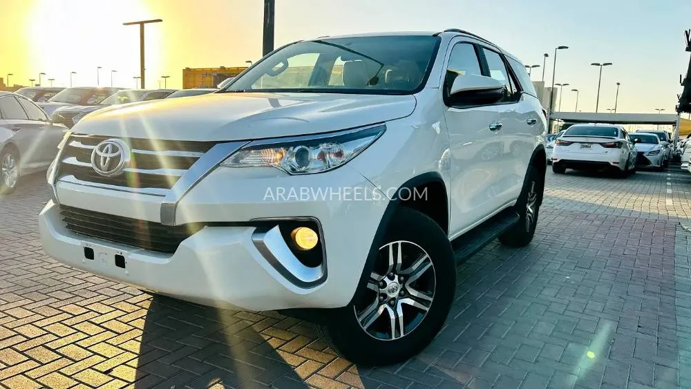 Toyota Fortuner 2019 for Sale in Sharjah Image-17