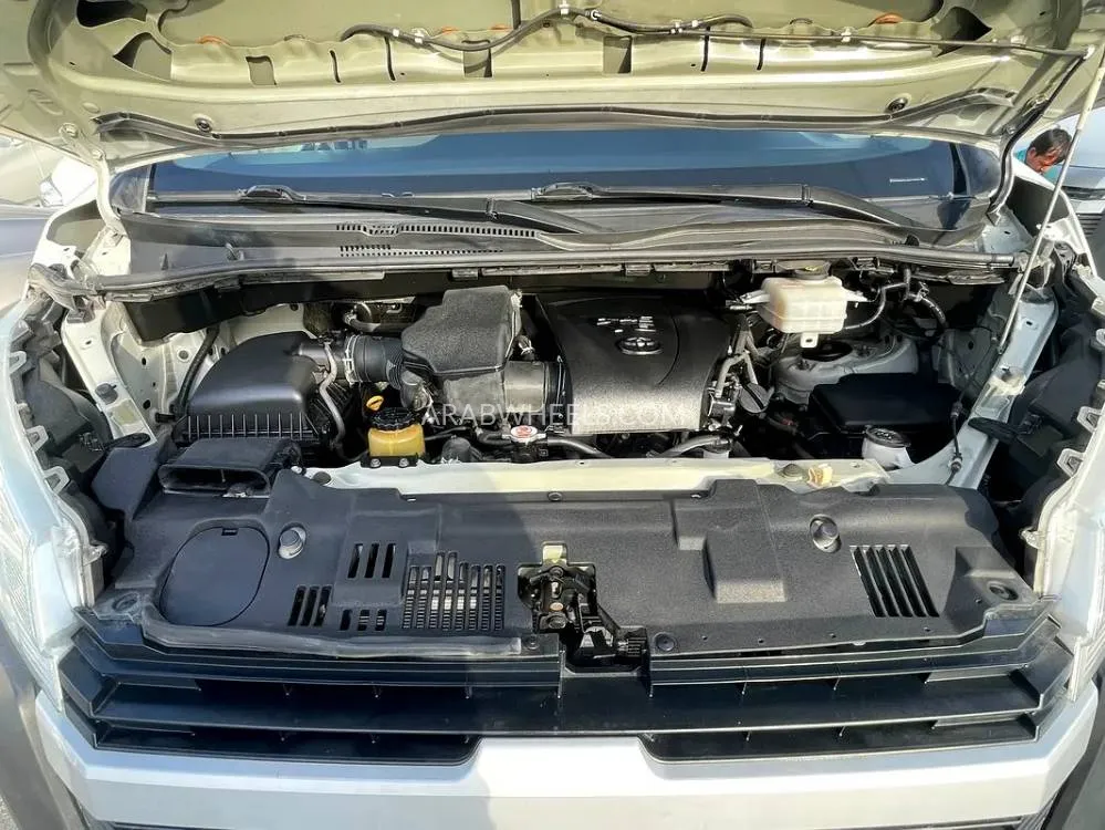 تويوتا هايس 2022 for Sale in الشارقة Image-12