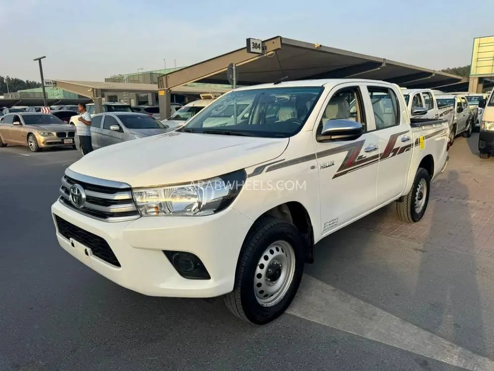 Toyota Hilux 2020 for Sale in Sharjah Image-6