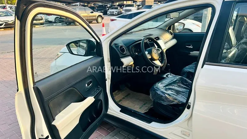 Toyota Rush 2019 for Sale in Sharjah Image-7