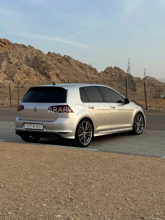 Volkswagen Golf 2017 for Sale in Abu Dhabi Image-10