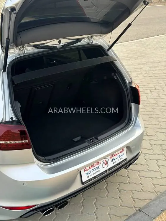 Volkswagen Golf 2017 for Sale in Abu Dhabi Image-15