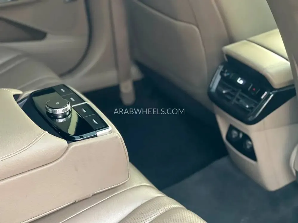 Kia K8 2022 for Sale in Sharjah Image-3