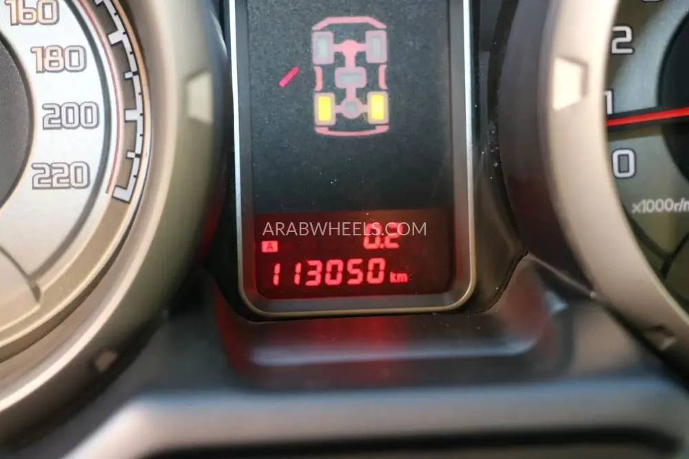 ميتسوبيشي باجيرو 2019 for Sale in أبو ظبي Image-11