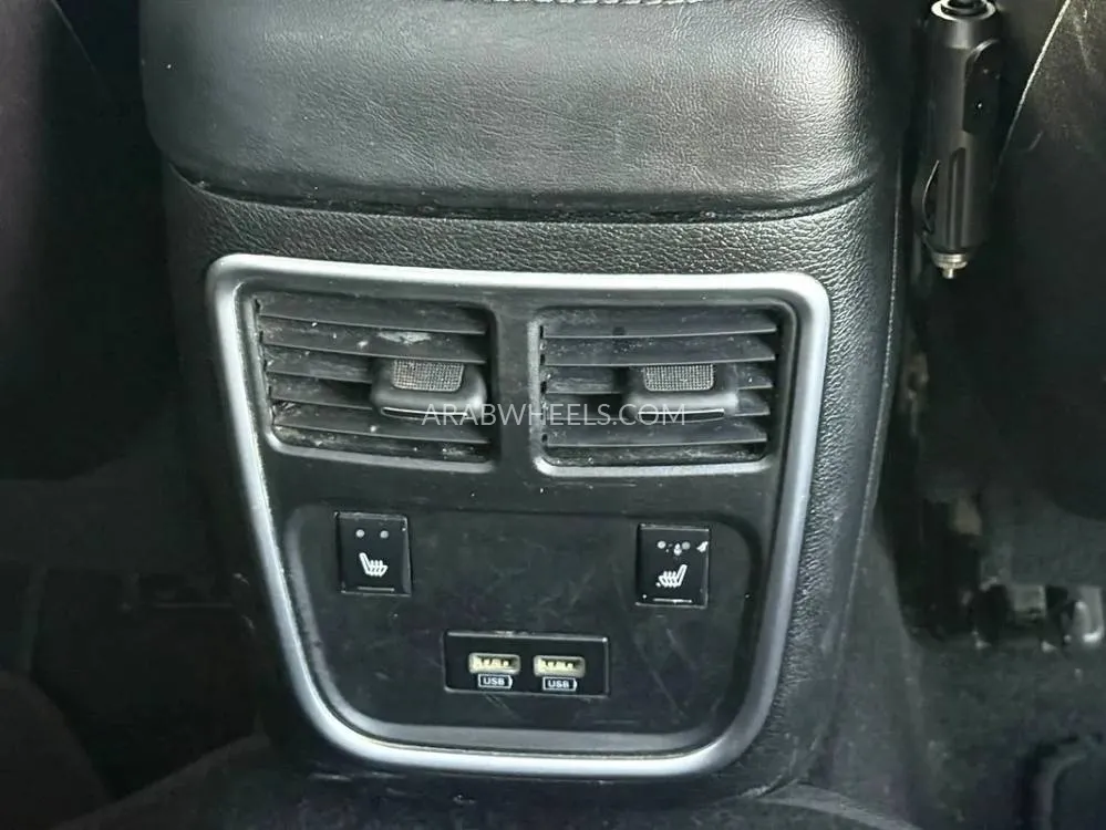 دودج تشارجر 2019 for Sale in الشارقة Image-7