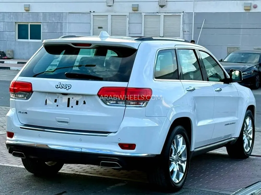 Jeep Cherokee 2015 for Sale in Sharjah Image-5