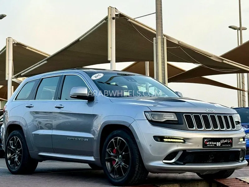 Jeep Cherokee 2015 for Sale in Sharjah Image-5