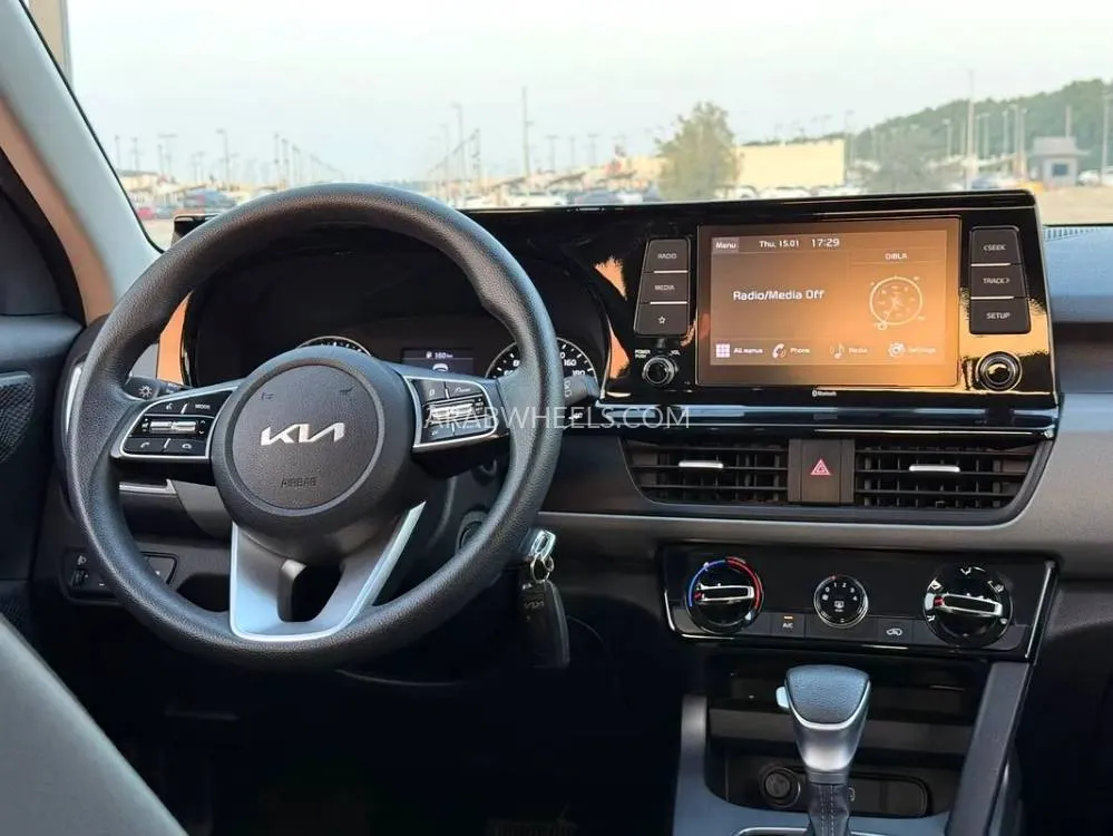 Kia Seltos 2023 for Sale in Sharjah Image-13