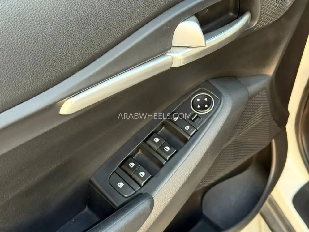 Kia Seltos 2023 for Sale in Sharjah Image-14