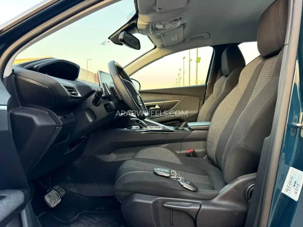 Peugeot 3008 2023 for Sale in Sharjah Image-12