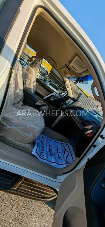 Toyota Land Cruiser Prado 2013 for Sale in Sharjah Image-13