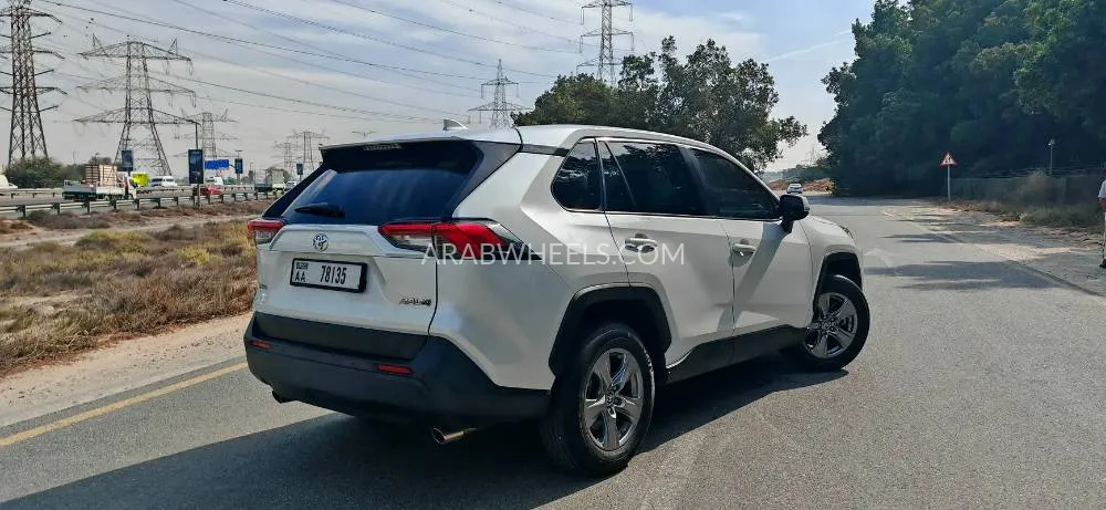 Toyota Rav4 2023 for Sale in Sharjah Image-10