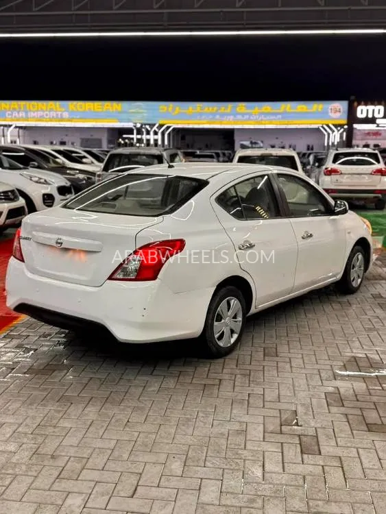 Nissan Sunny 2018 for Sale in Ajman Image-2