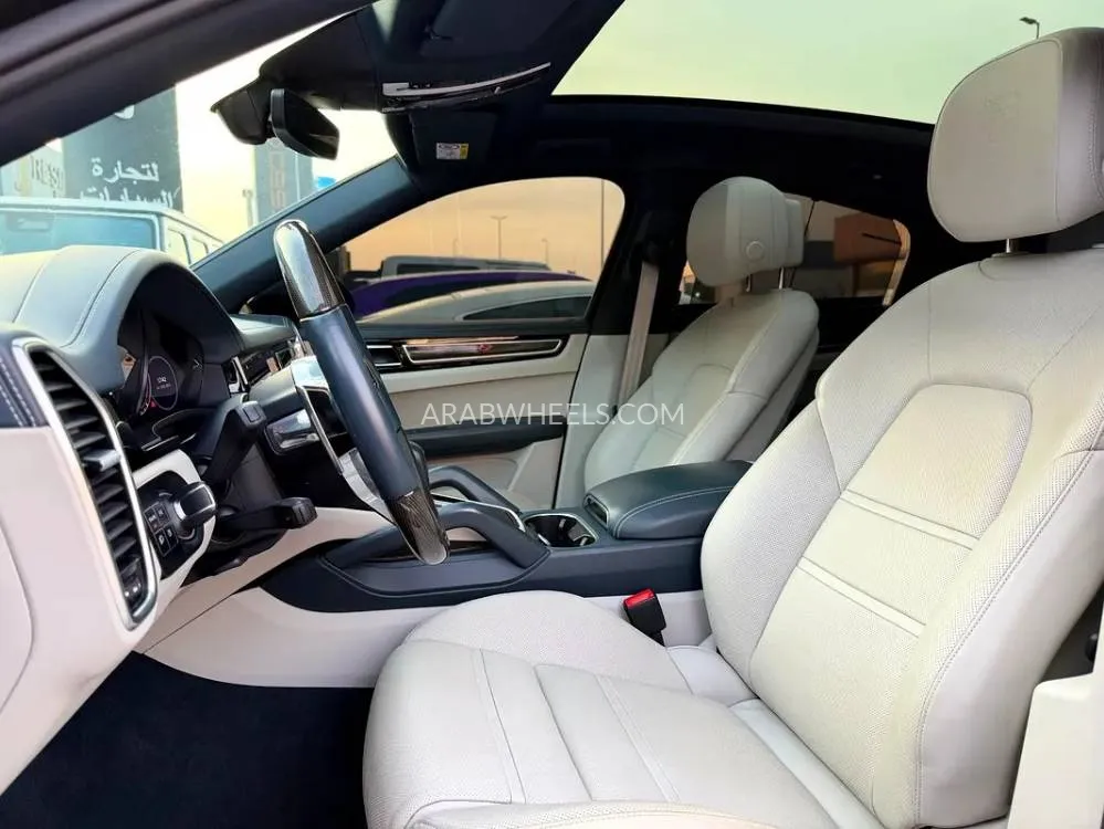 Porsche Cayenne 2023 for Sale in Abu Dhabi Image-8