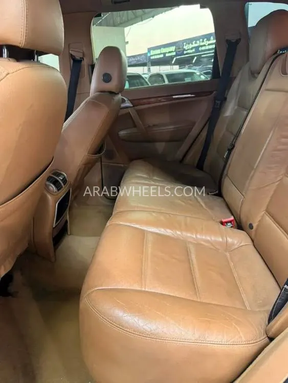 Porsche Cayenne 2009 for Sale in Ajman Image-9