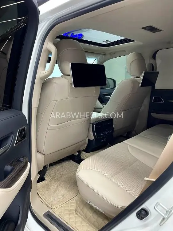 Toyota Land Cruiser 2024 for Sale in Abu Dhabi Image-3