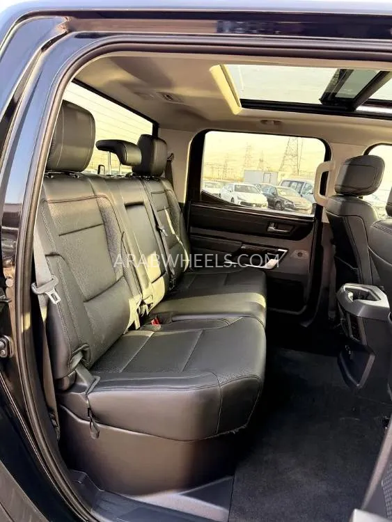 Toyota Tundra 2023 for Sale in Sharjah Image-3