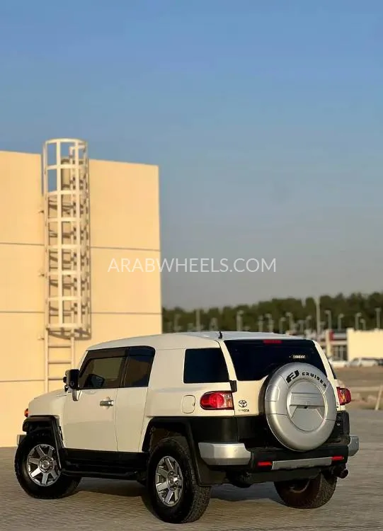Toyota FJ Cruiser 2021 for Sale in Sharjah Image-3