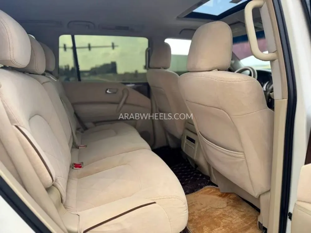 Nissan Patrol 2014 for Sale in Sharjah Image-9