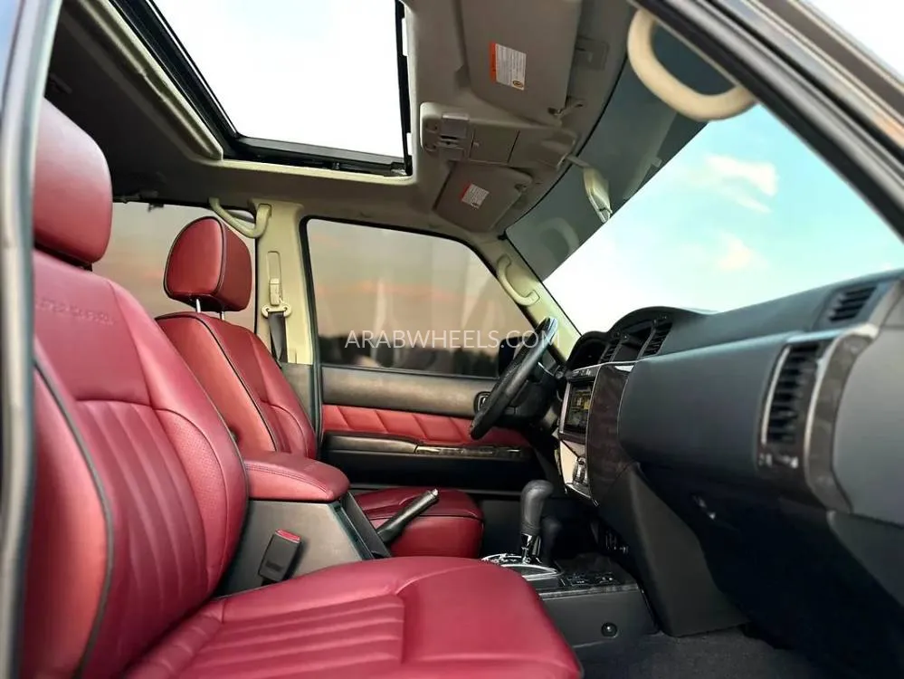 Nissan Patrol 2024 for Sale in Sharjah Image-12