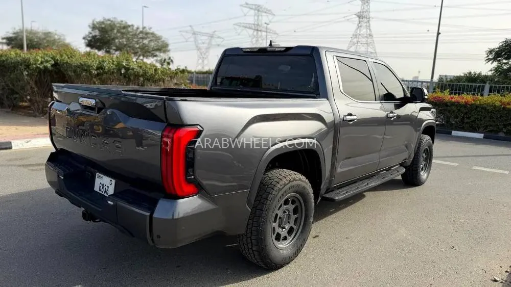 Toyota Tundra 2024 for Sale in Fujairah Image-5