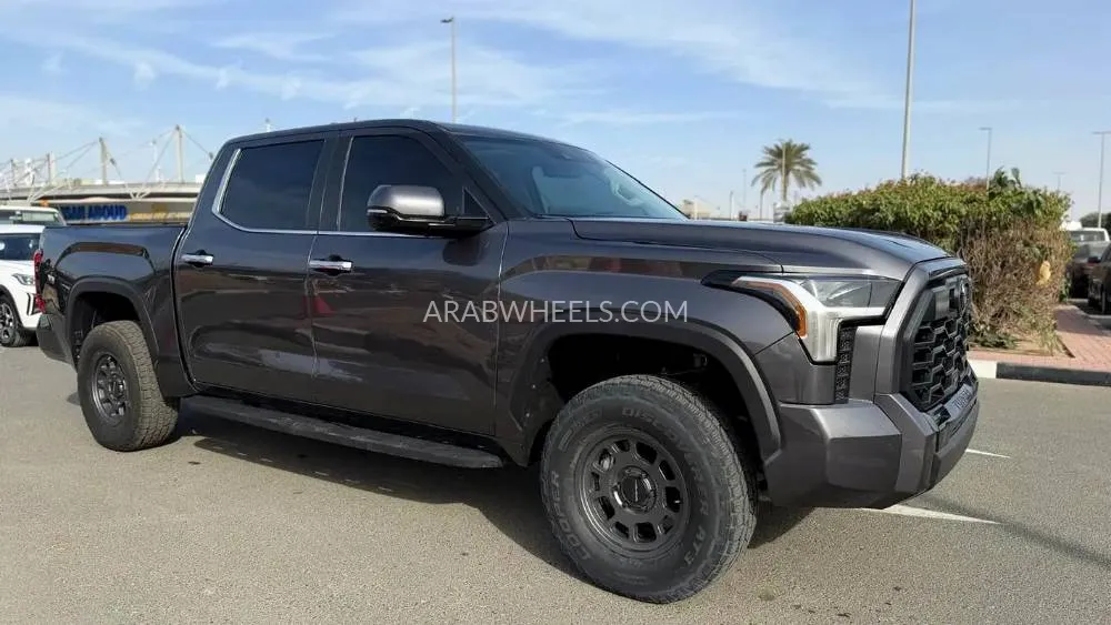 Toyota Tundra 2024 for Sale in Fujairah Image-6