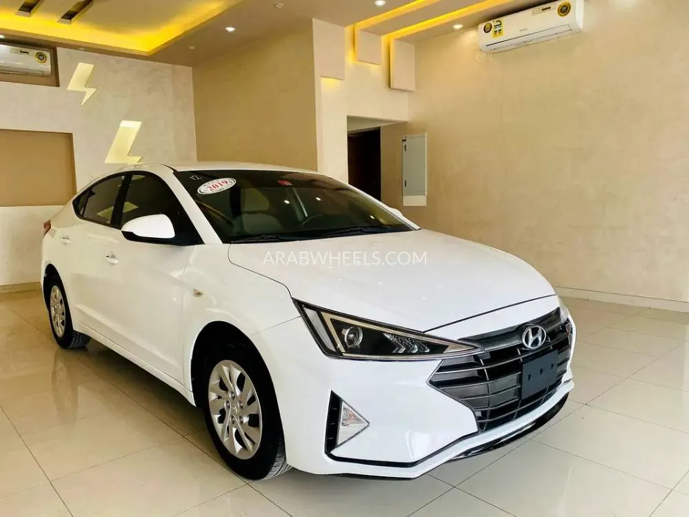 Hyundai Elantra 2019 for Sale in Sharjah Image-4