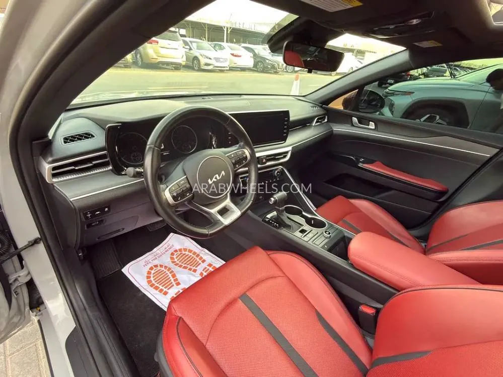 Kia K5 2023 for Sale in Ajman Image-5