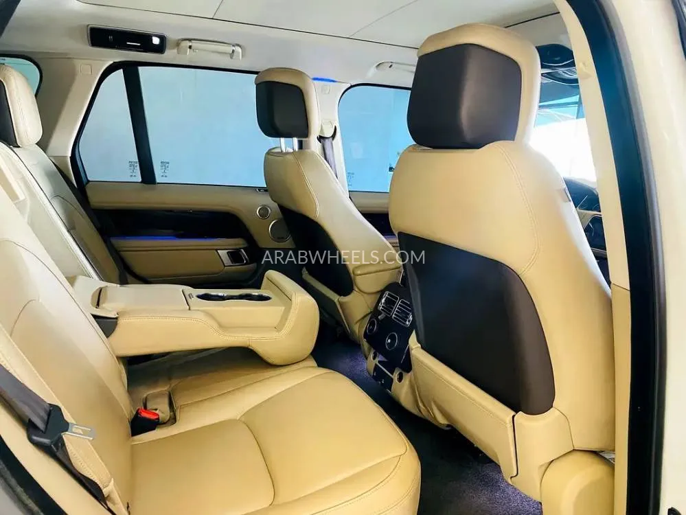Land Rover Range Rover 2020 for Sale in Sharjah Image-5