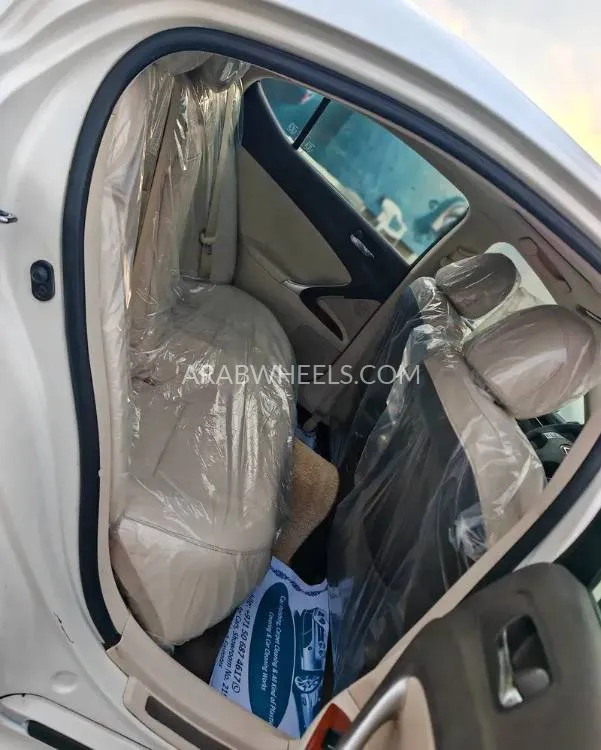 Lexus IS 2011 for Sale in Sharjah Image-16