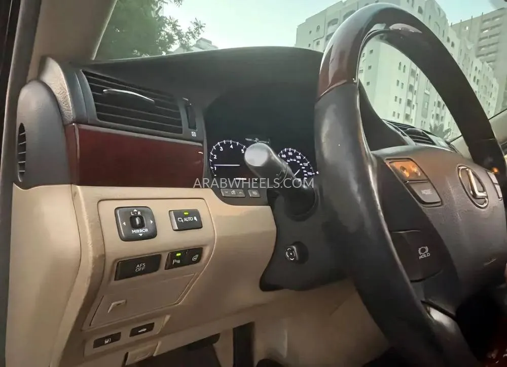 Lexus LS 2009 for Sale in Sharjah Image-5