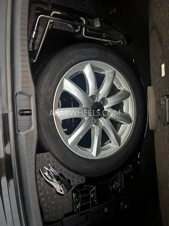 Lexus LS 2009 for Sale in Sharjah Image-11