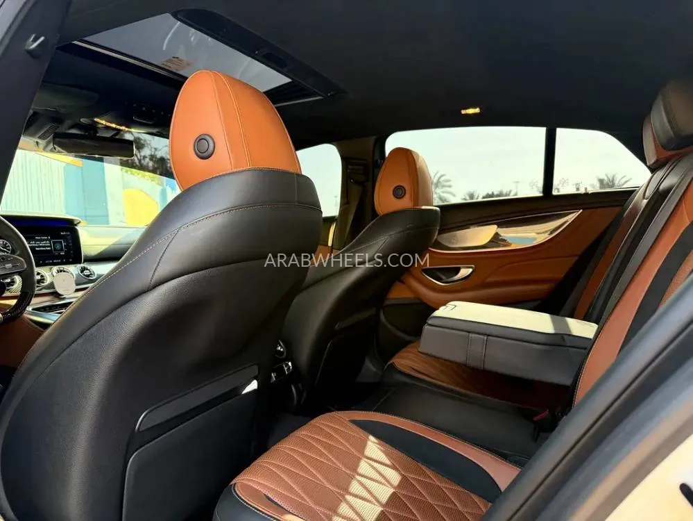 مرسيدس بنز AMG جي تي 2019 for Sale in الشارقة Image-3