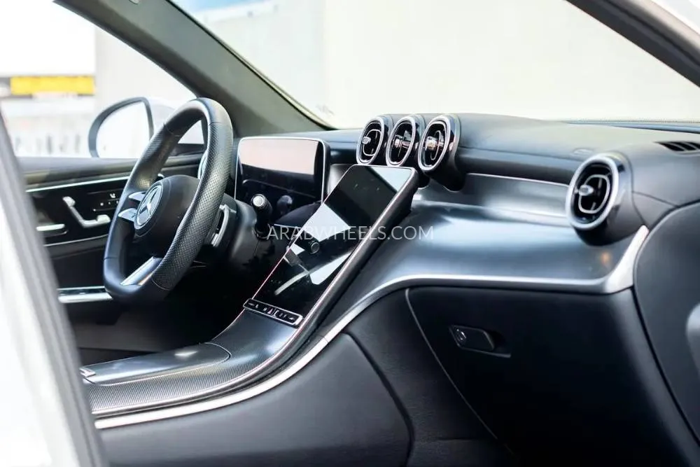 Mercedes Benz GLC Class 2024 for Sale in Dubai Image-6
