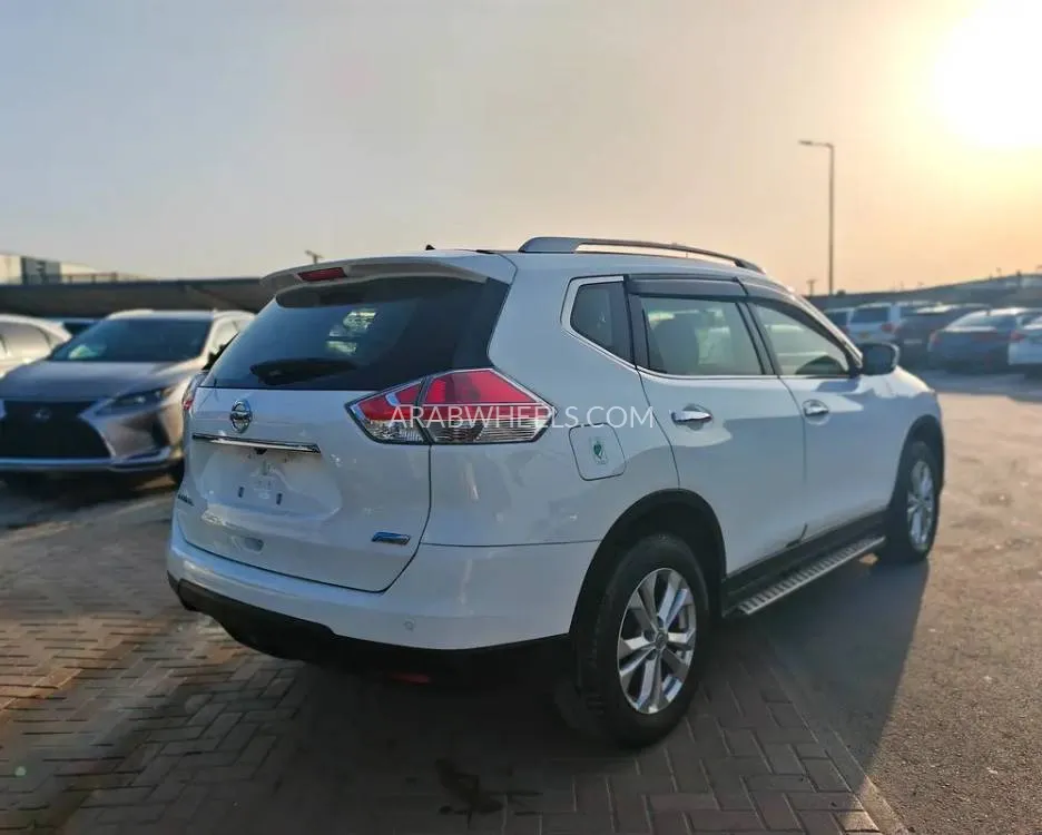 Nissan X-Trail 2016 for Sale in Sharjah Image-5