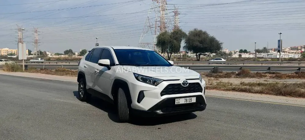 تويوتا راف 4 2023 for Sale in الشارقة Image-11