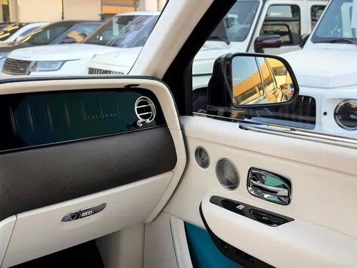 Rolls Royce Cullinan 2025
