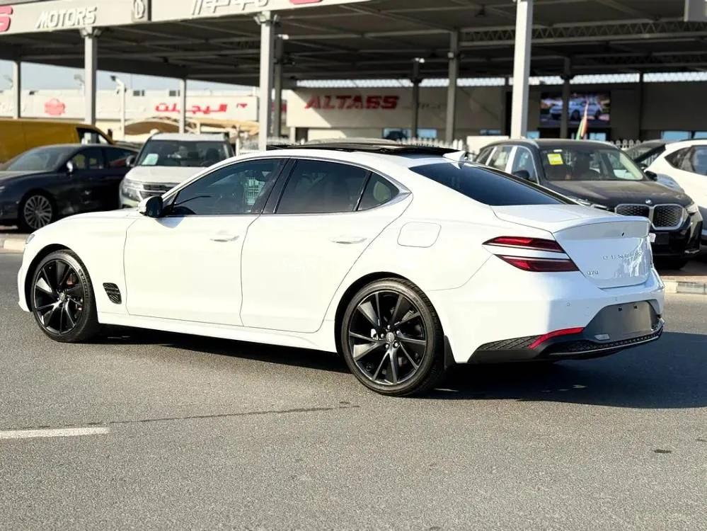 Genesis G70 2023 for Sale in Dubai Image-15