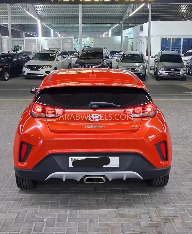 Hyundai Veloster 2021 for Sale in Ajman Image-2