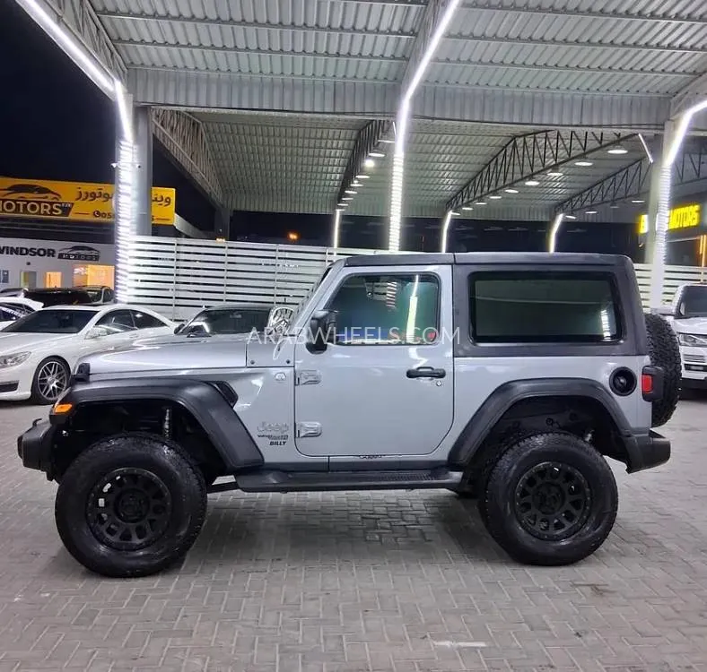 Jeep Wrangler 2018 for Sale in Ajman Image-6