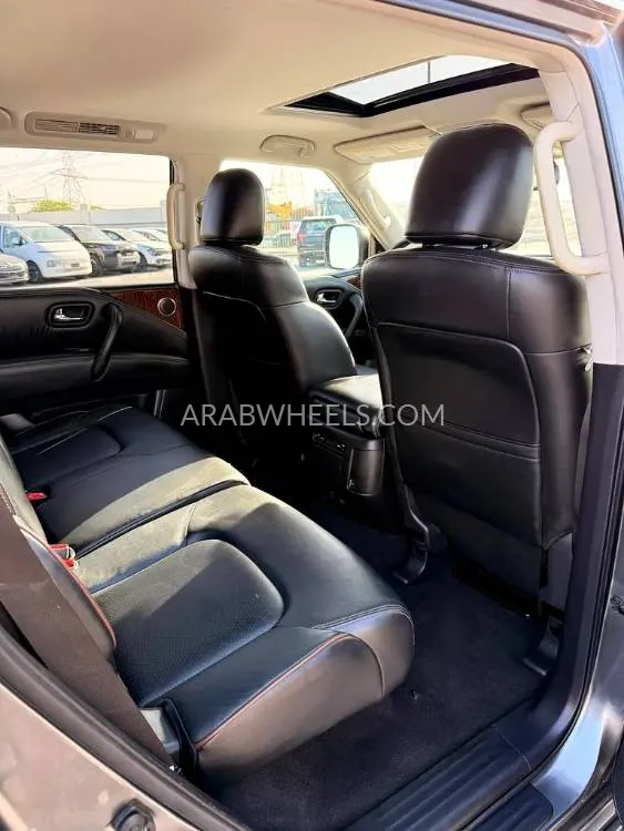 Nissan Armada 2019 for Sale in Dubai Image-10