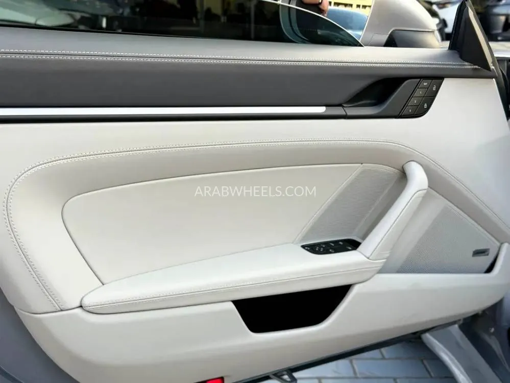 بورشه 911 2024 for Sale in دبي Image-14